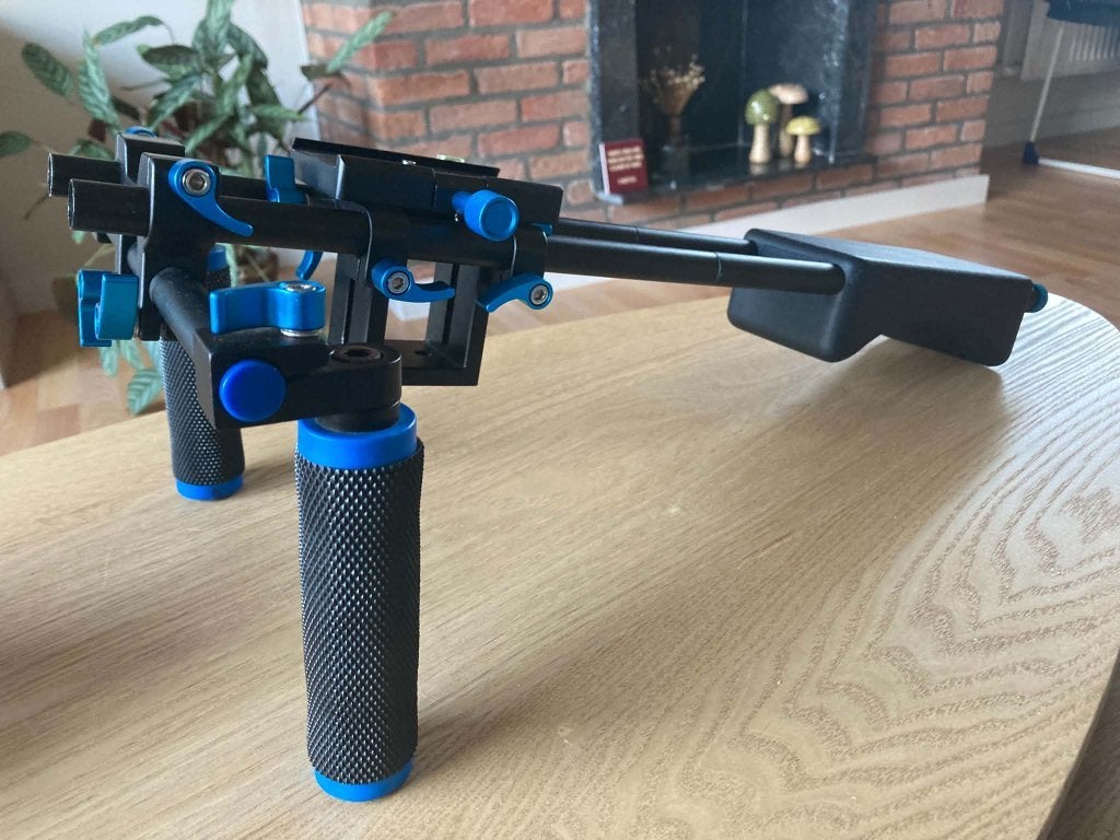 Neewer Shoulder Rig, Ophalen of Verzenden, Gebruikt, Neewer
