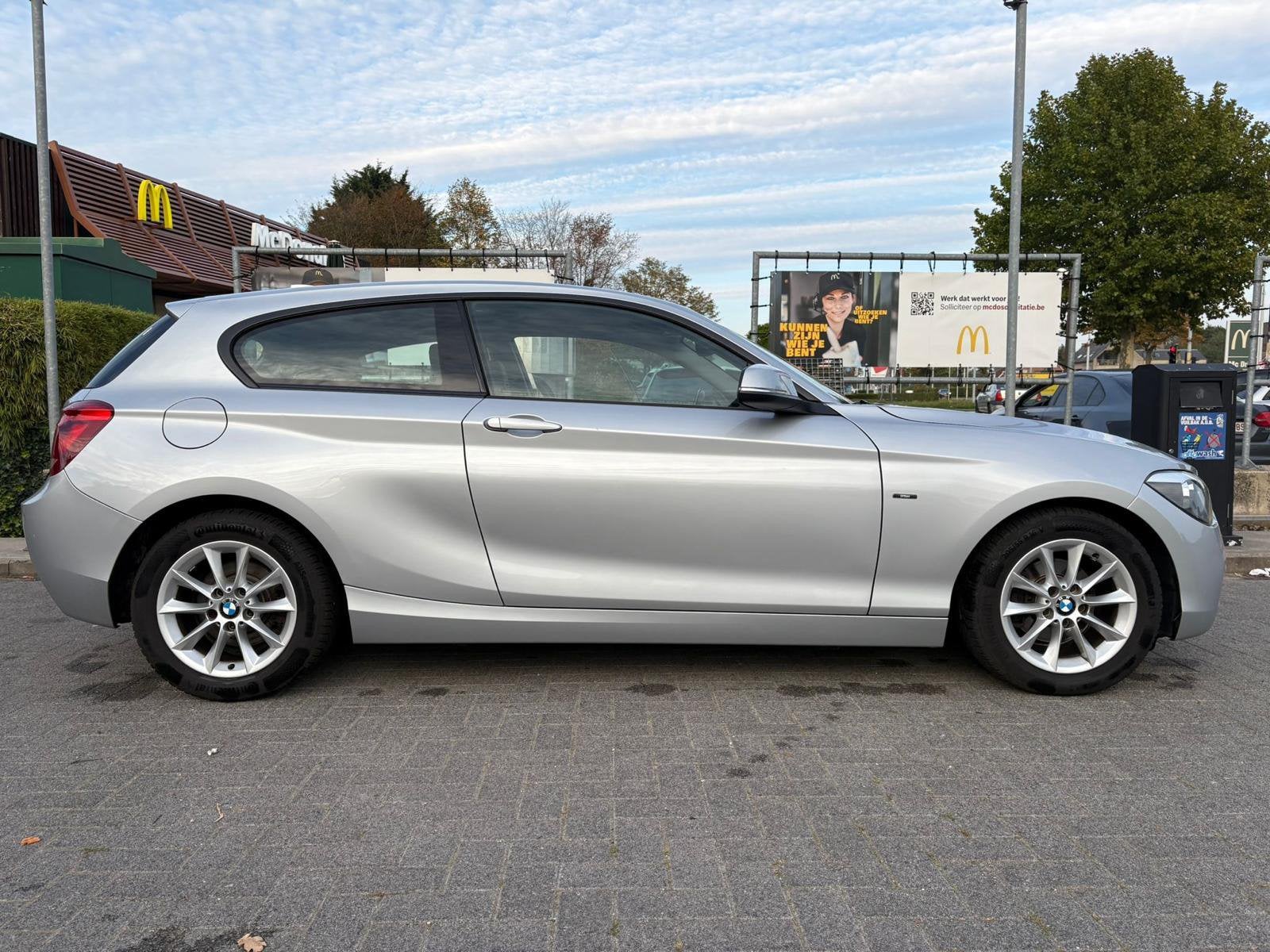 Bmw 116d urban edition 2013, Auto's, 4 cilinders, Leder en Stof, Grijs, Particulier