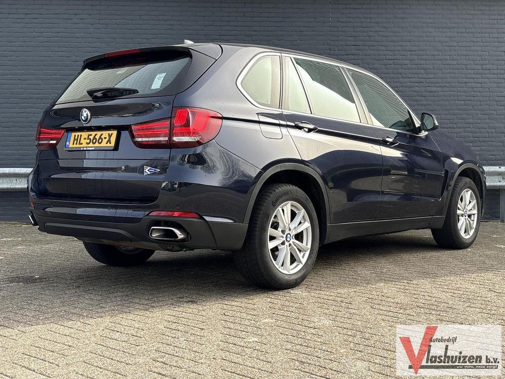 BMW X5 xDrive40e High Executive | Leder | Climate | Cruise |, Auto's, BMW, Automaat, 77 g/km, Blauw, Navigatiesysteem