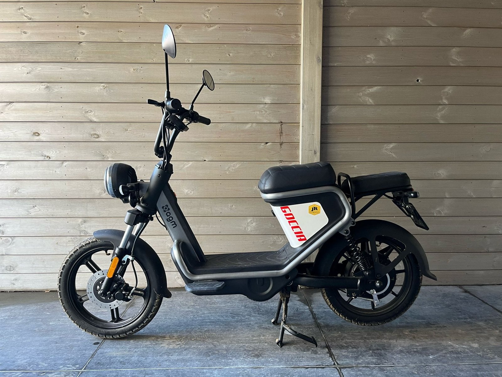 In perfecte staat AGM Goccia elektrische brommer (25 km/u), Fietsen en Brommers, Ophalen, Zo goed als nieuw