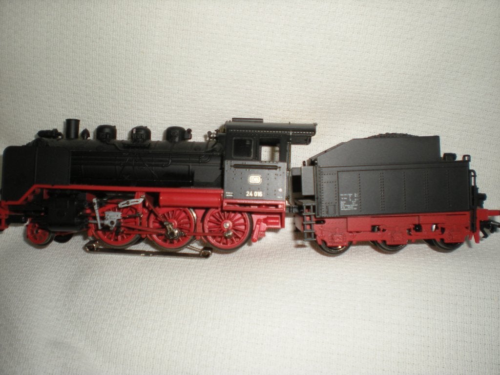 Stoomloc met dender Marklin, Wisselstroom, Locomotief, Verzenden, Zo goed als nieuw