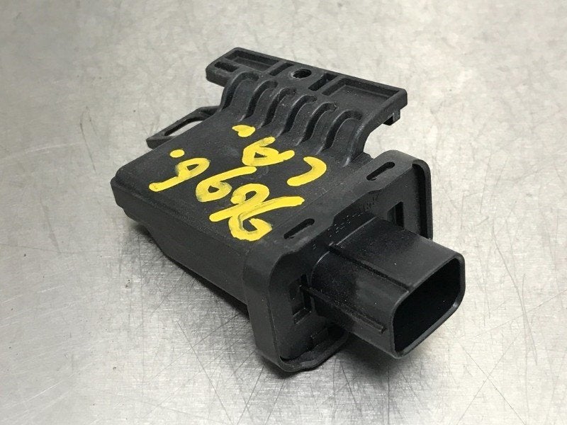 ORDINATEUR DIVERS C Lexus LS (F4) (|8999133010|), Utilisé, Lexus
