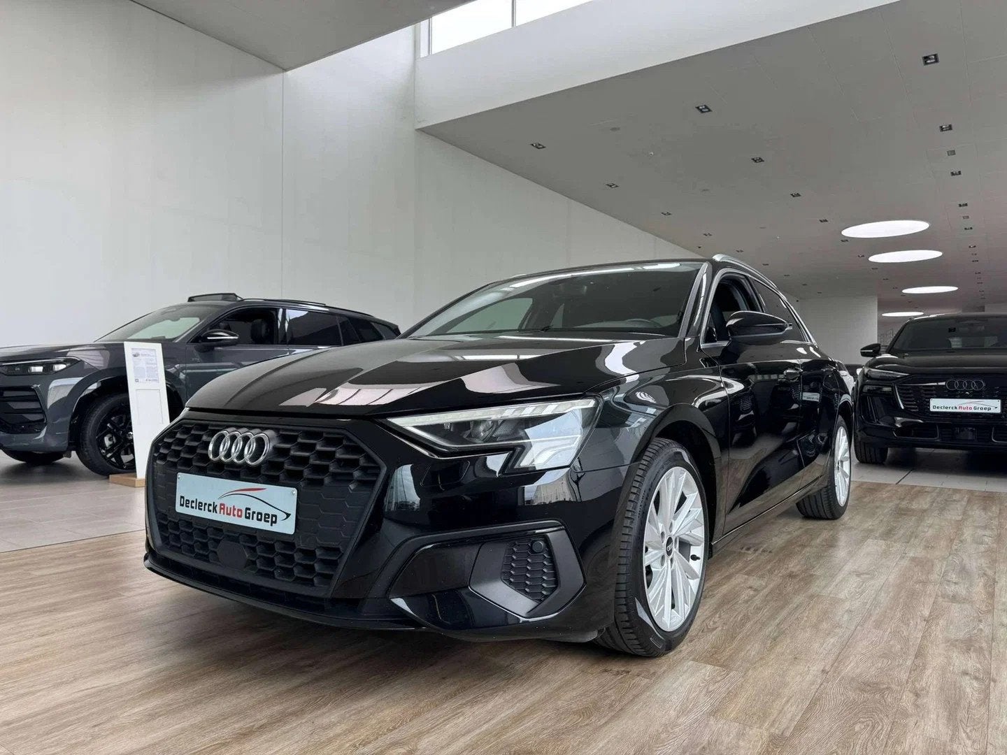 Audi A3 Sportback 35TFSI S-TRONIC*SPORT*VELE OPTIES*SLECHTS, Achat, 1435 kg, Noir, 5 portes