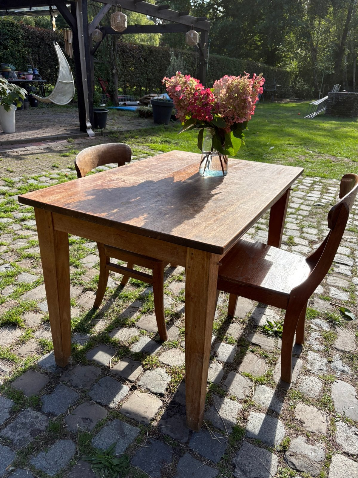 Kleine eettafel met twee stoelen Teak hout, Ophalen, Zo goed als nieuw, Teakhout, 8 stoelen of meer