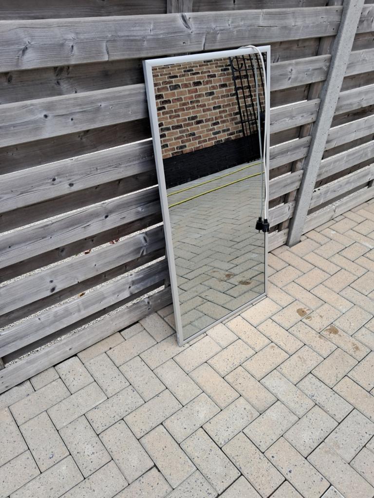 Een infrarood spiegel  600w, Ophalen