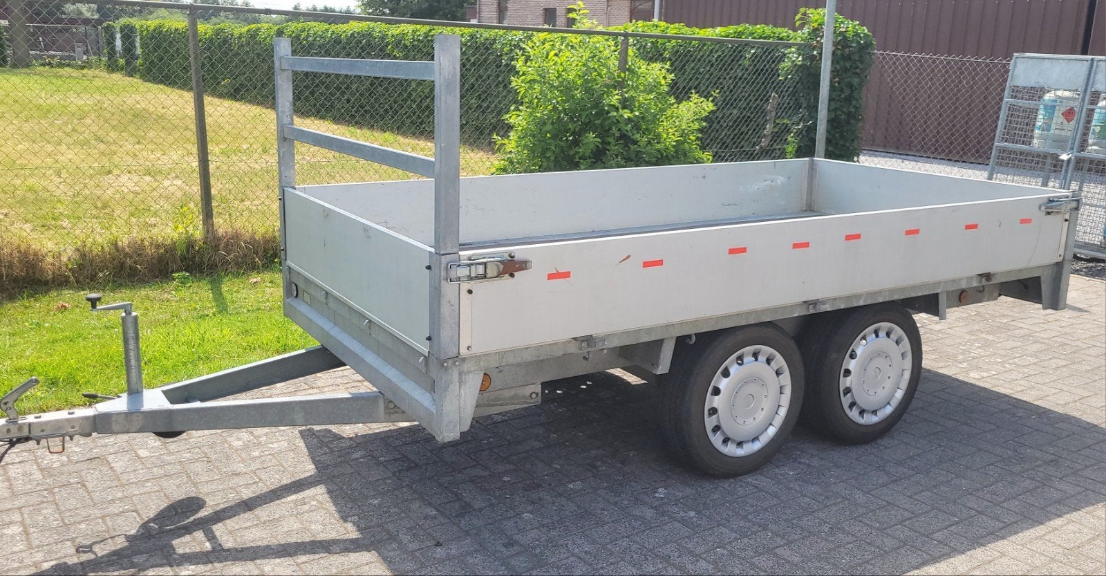 Aanhangwagen 750kg, Enlèvement