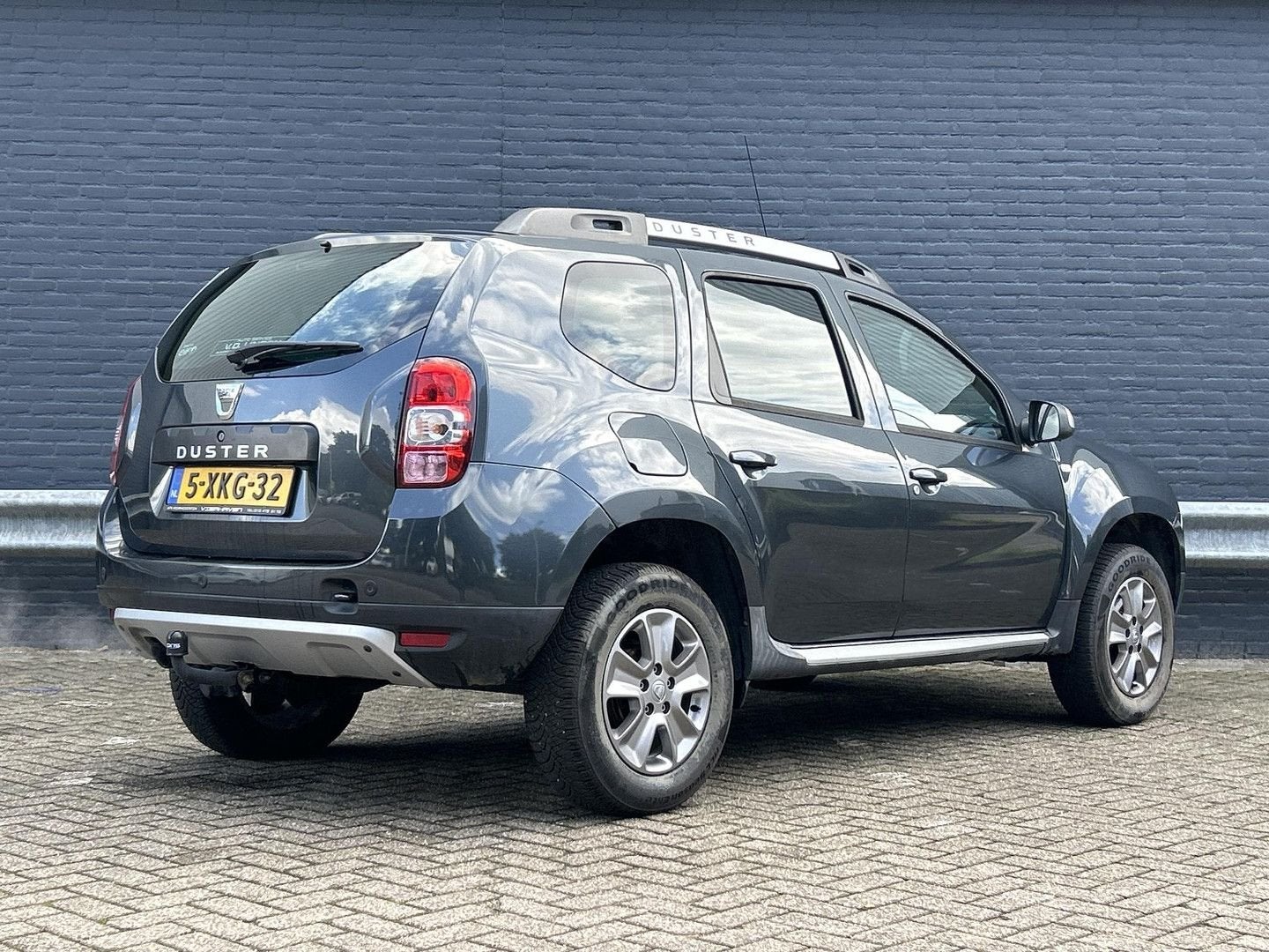 Dacia Duster 1.2 TCe 4x2 Prestige | Cruise | Airco | Navi |, Auto's, Duster, Bedrijf, Handgeschakeld, Zilver of Grijs