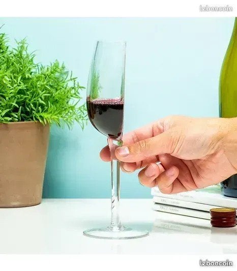 10 demi verres à vin design bizarre et original, Enlèvement