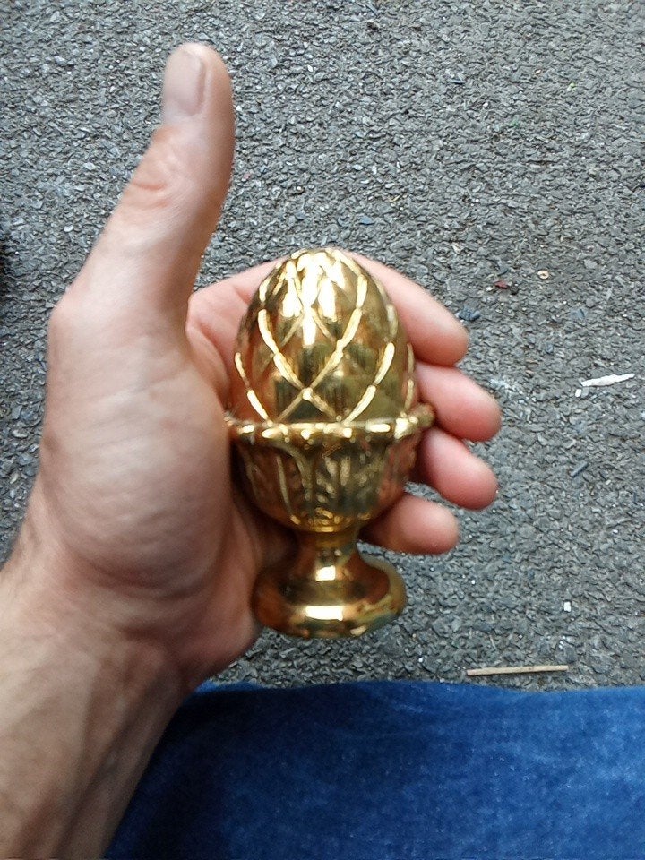 2 pomme de pin en laiton, Enlèvement, Cuivre