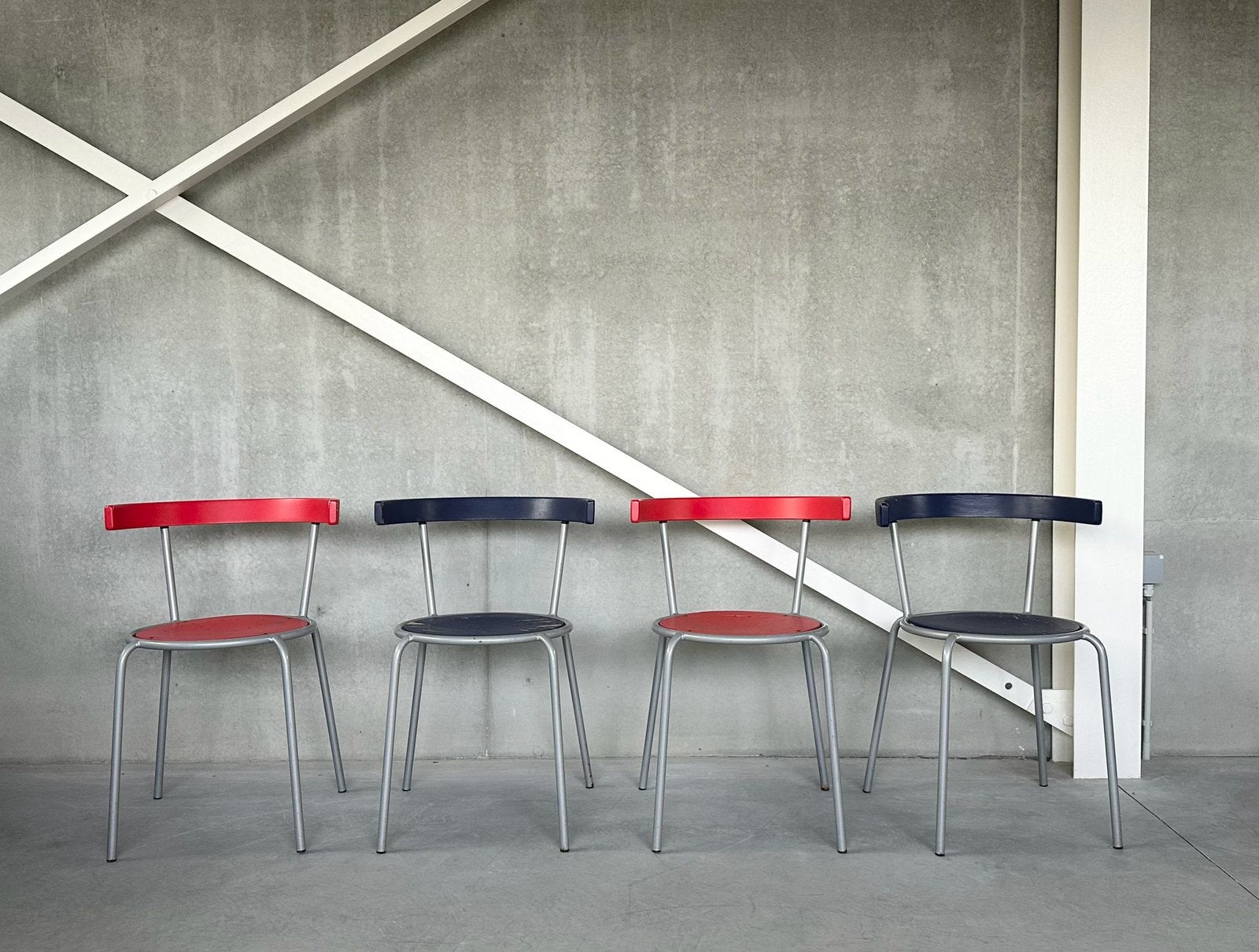 “Korpo” eetkamerstoelen by Lars Norinder, 1990s, Antiek en Kunst, Ophalen