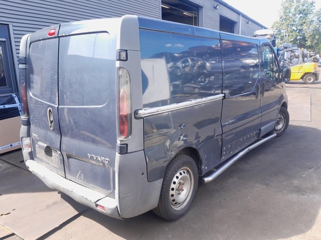 REMKLAUW RECHTS ACHTER ABS Opel Vivaro (01-2000/07-2014), Gebruikt, Opel