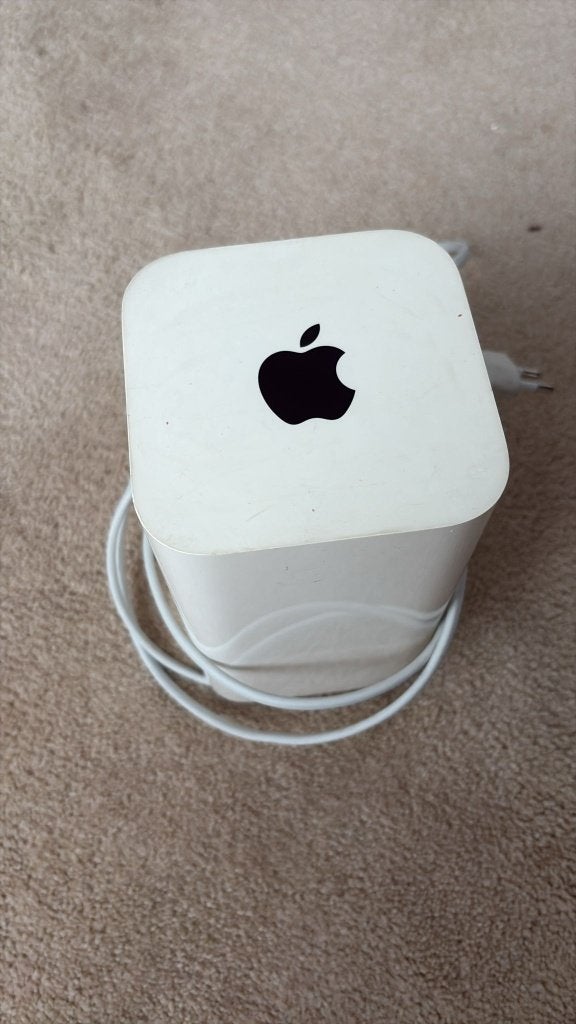 Te koop: Apple AirPort Time Capsule, Computers en Software, Routers en Modems, Ophalen of Verzenden, Zo goed als nieuw, Router