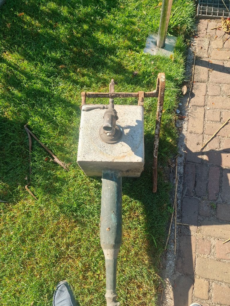 oude wapterpomp, Antiek en Kunst, Ophalen
