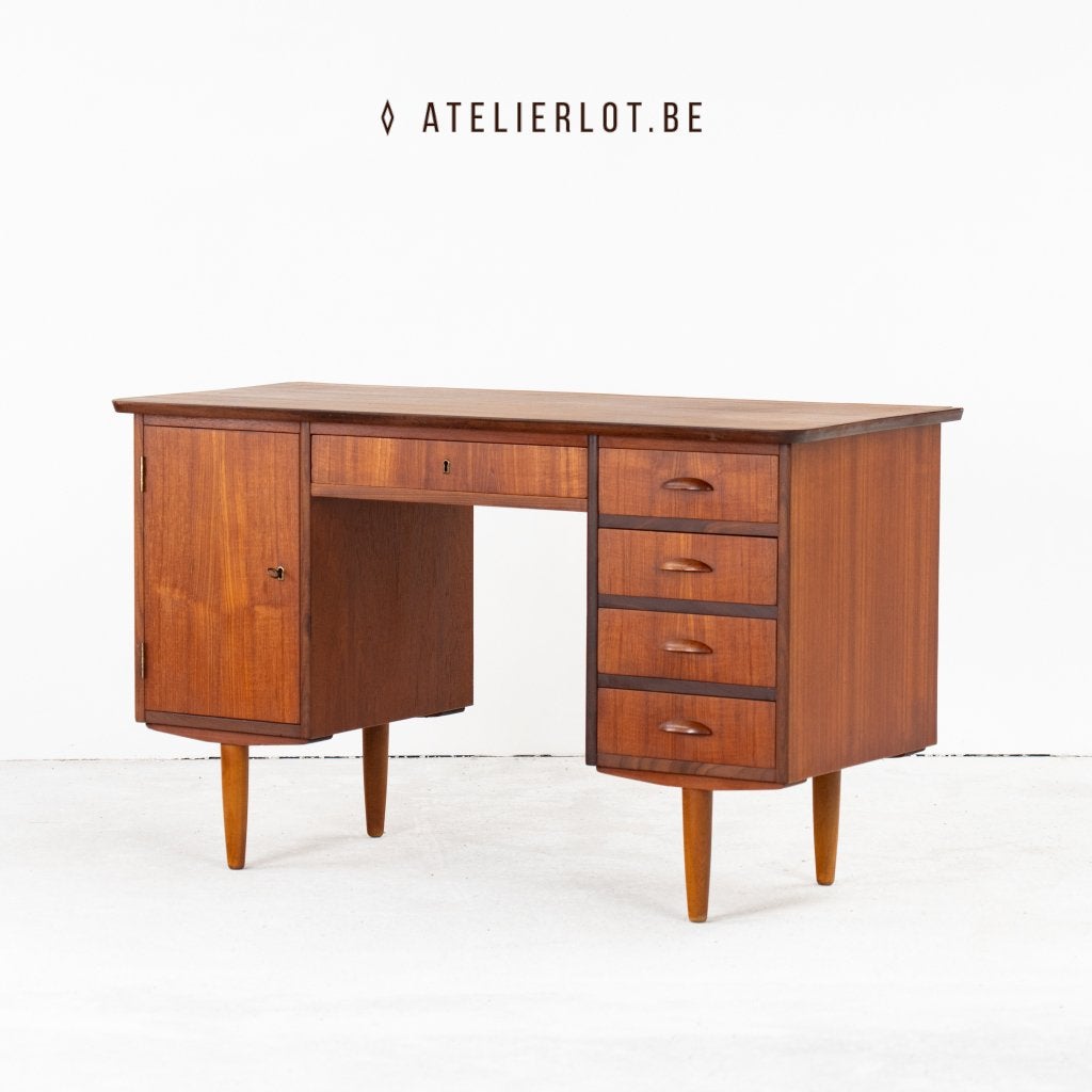 Bureau teak met kastje en 5 schuiven | Deens design, Huis en Inrichting, Ophalen, Met lades, Gebruikt, 125 cm