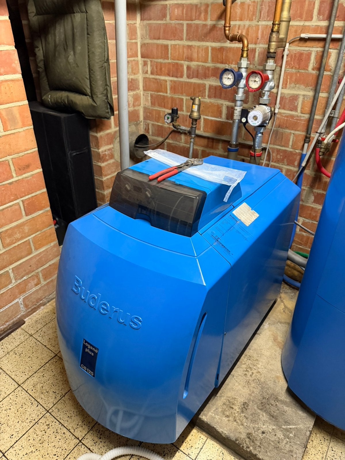Te koop een Mazoutketel Buderus GB125 + Boiler Compleet, Doe-het-zelf en Bouw, Chauffageketels en Boilers, Zo goed als nieuw, Boiler
