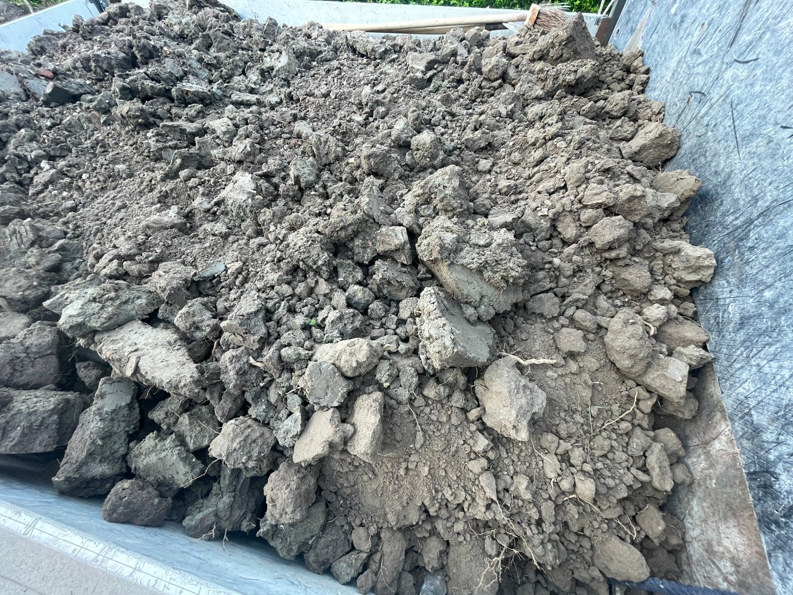 Gratis kleigrond geleverd, Enlèvement, Comme neuf