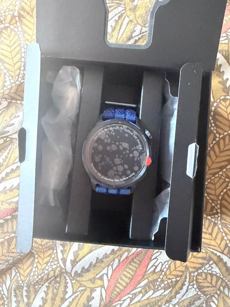 Huawei Watch GT Runner 2 de couleur bleue, Handtassen en Accessoires, Smartwatches, Zo goed als nieuw, Conditie, Ophalen of Verzenden