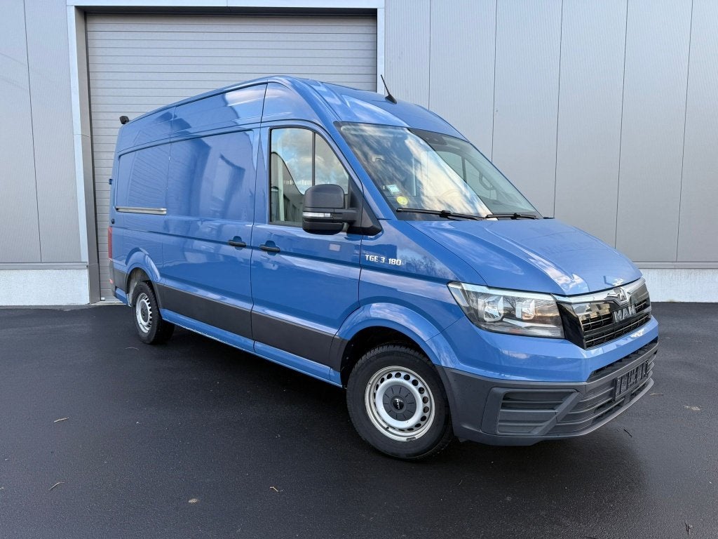 MAN TGE 3.180 / L2H2 / AUTOMAAT / 17.950 EX. BTW, Auto's, Overige Auto's, Blauw, Leder, Diesel, 5 deurs