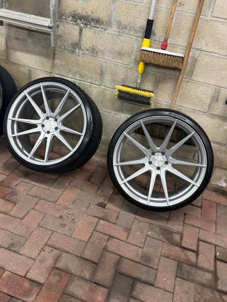 Rohana rfx 22 inch mercedes s klasse,7 serie ,audi a8 velgen, Auto-onderdelen, Banden en Velgen, Gebruikt, 275 mm, Banden en Velgen