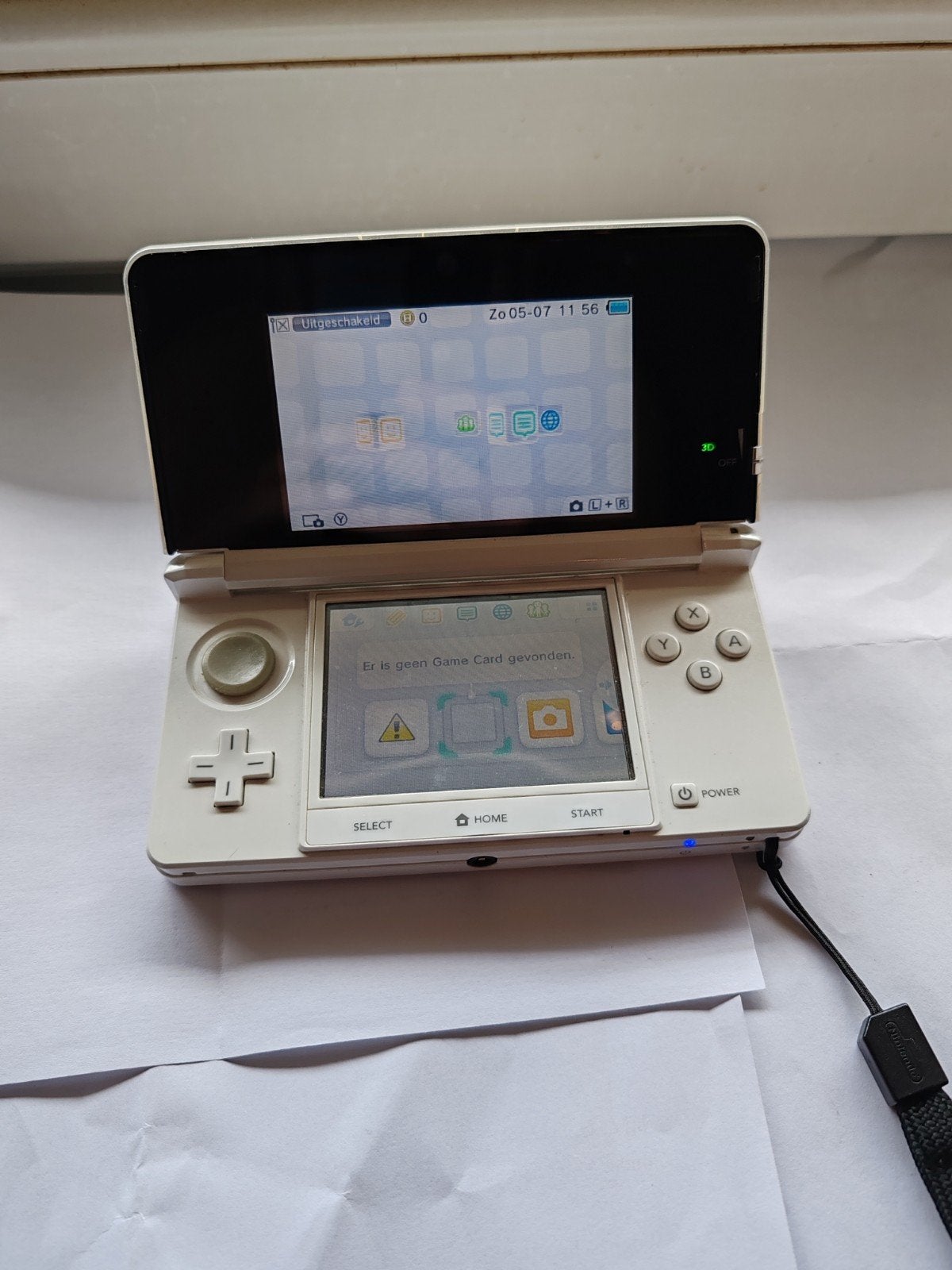 Nintendo 3ds console, Consoles de jeu & Jeux vidéo, Consoles de jeu | Nintendo 2DS & 3DS, Enlèvement ou Envoi, Blanc, 3DS