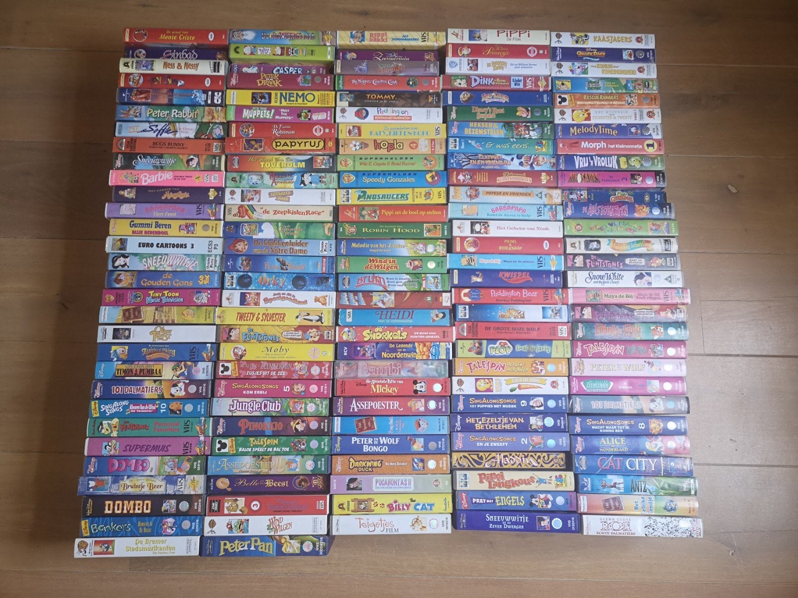 Lot van 147 video's kinderfilms, Enlèvement