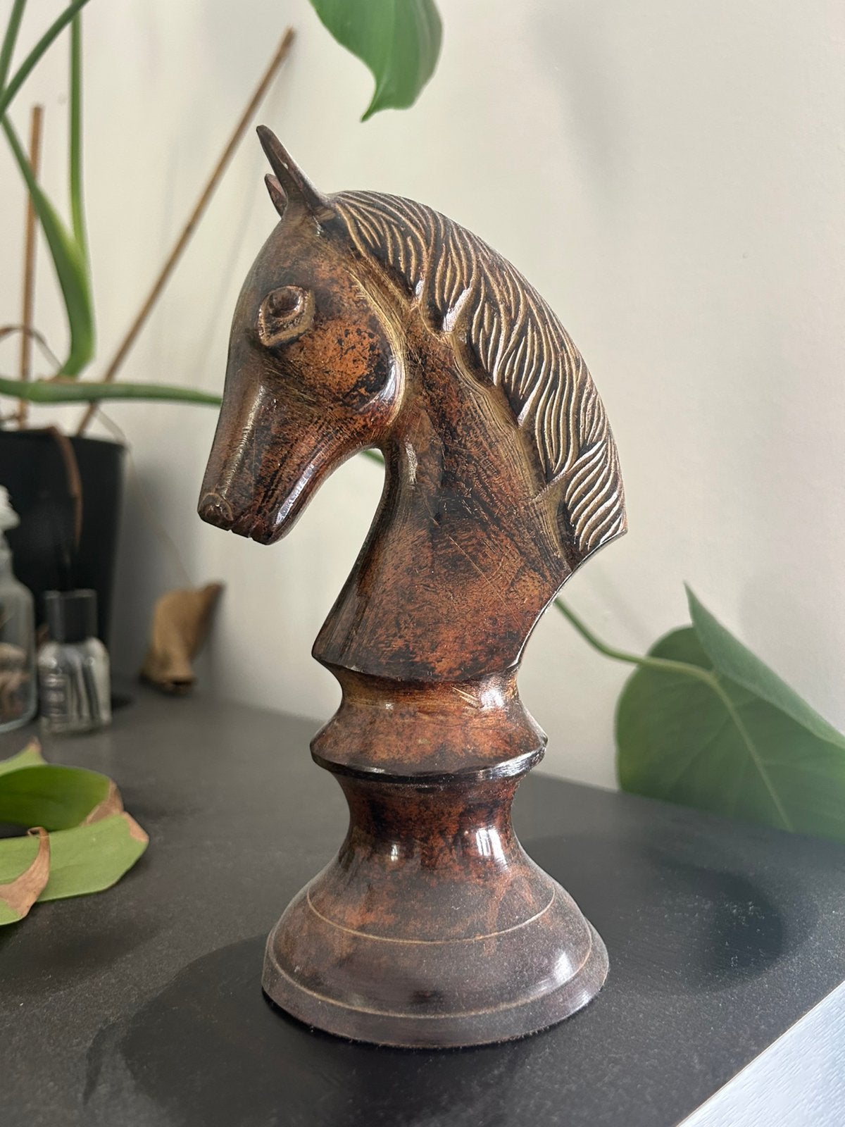 Paardenbeeld, Ophalen