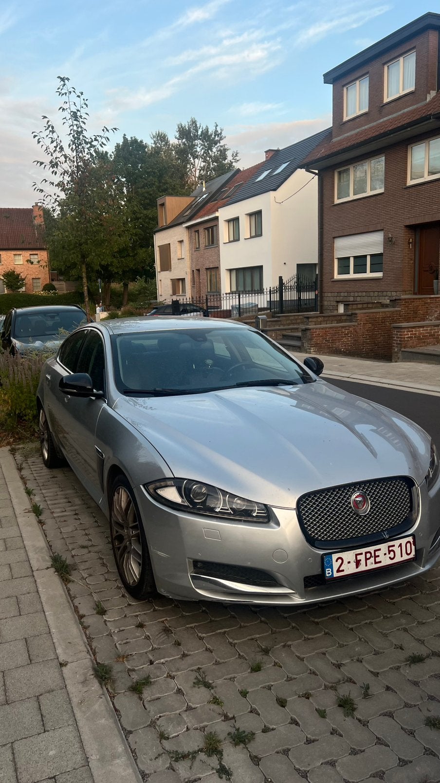 Jaguar XF, Autos, Jaguar, Cuir, Argent ou Gris, Achat, Noir