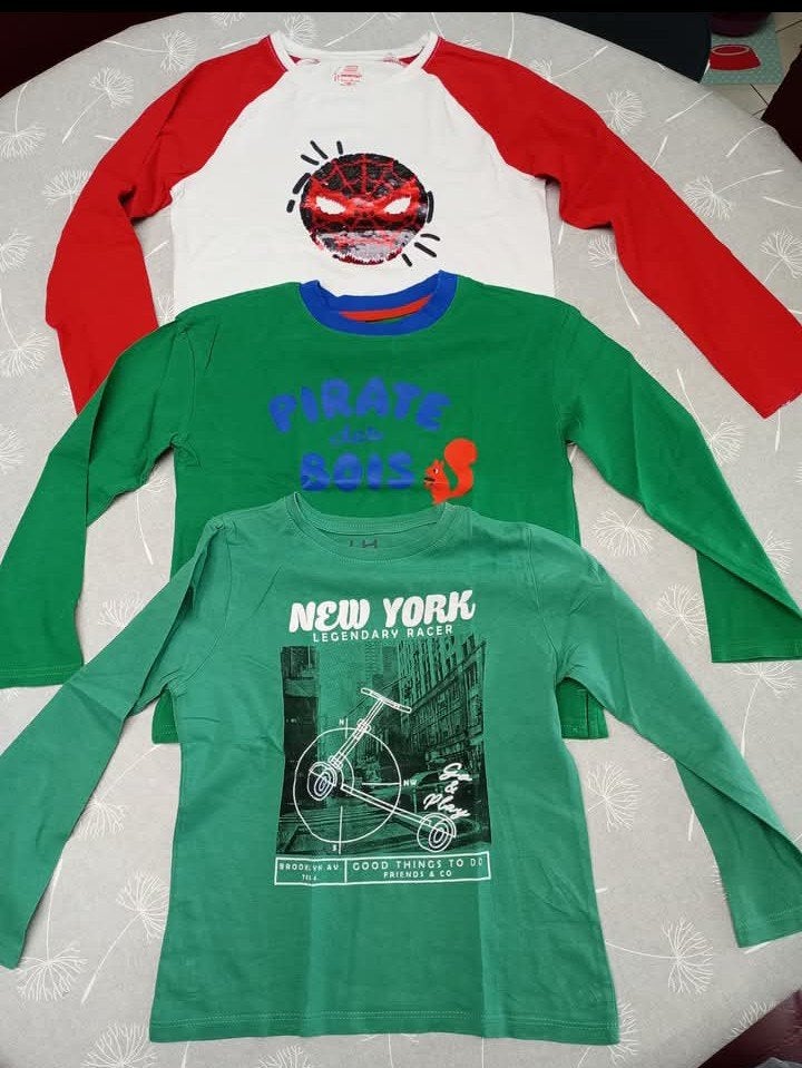 8A lot blouses, Enfants & Bébés, Enlèvement ou Envoi