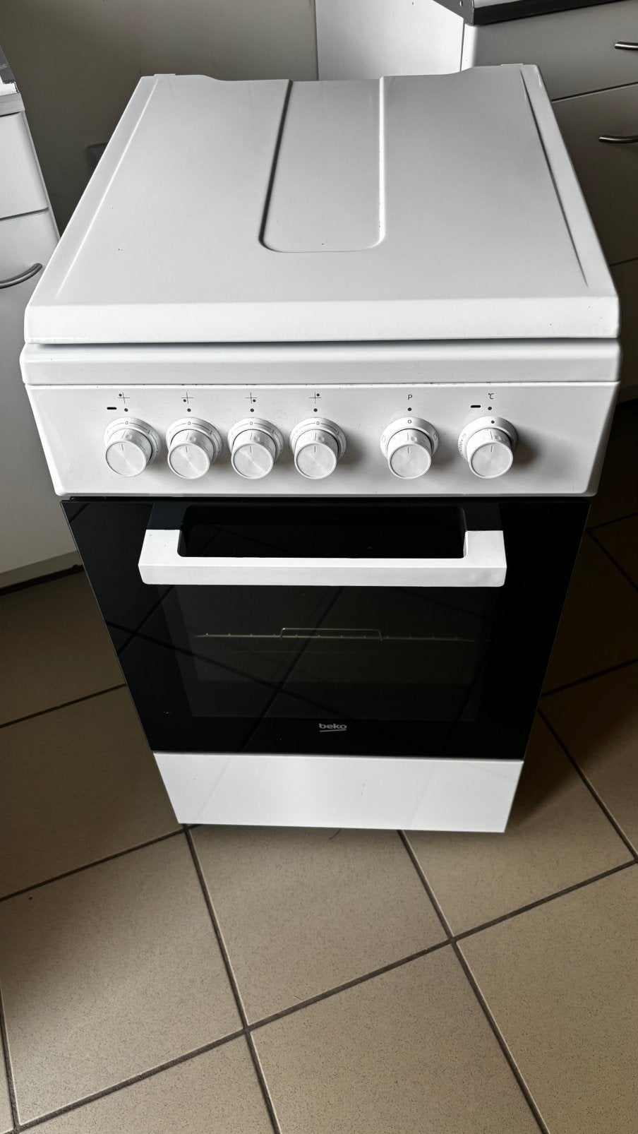 Cuisinière et hotte aspirante à vendre, 85 à 90 cm, 4 zones de cuisson, Enlèvement, Utilisé