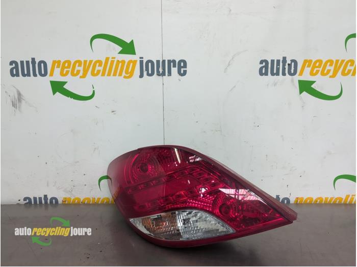 Feu arrière droit d'un Peugeot 207, -, -, 3 mois de garantie, Utilisé