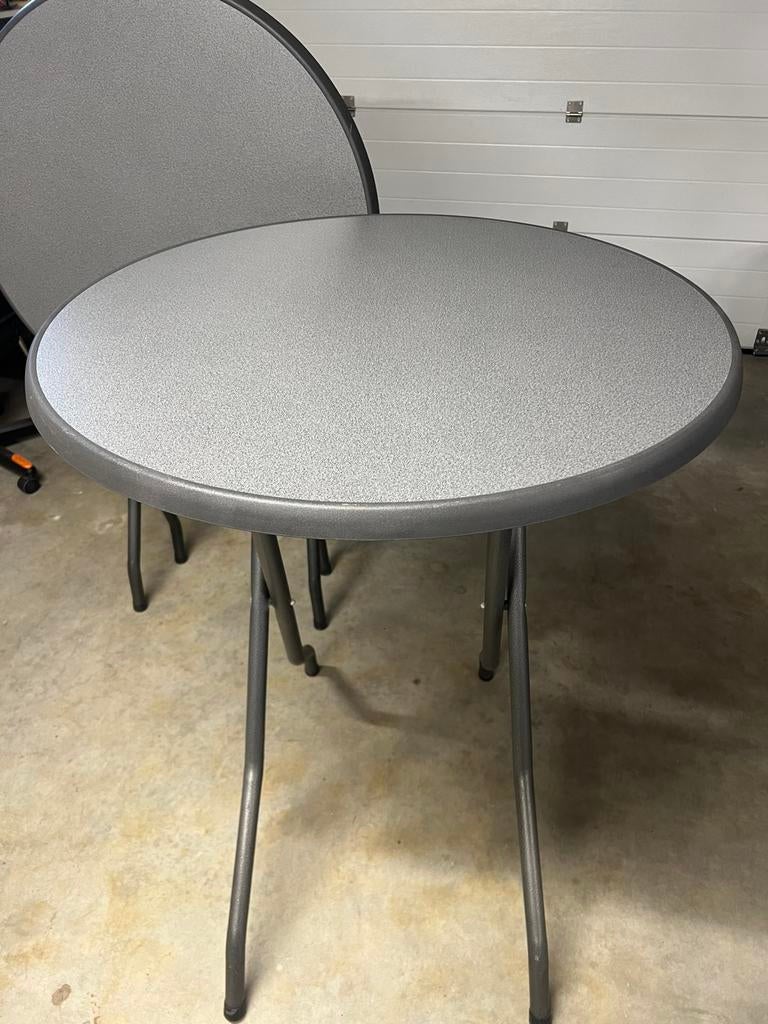Partytafel nieuwe staat., Tuin en Terras, Ophalen, Zo goed als nieuw