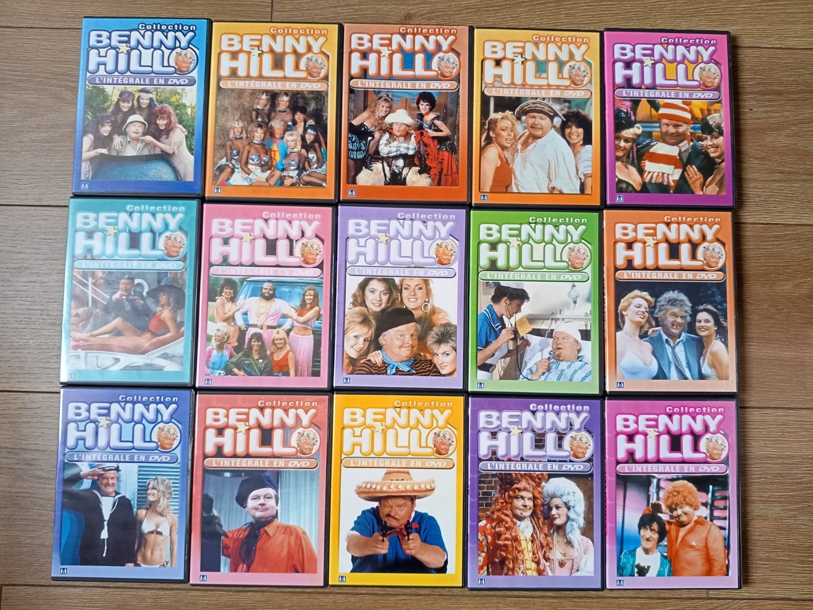 Benny Hill Intégrale complète dvd, Cd's en Dvd's, Ophalen of Verzenden, Zo goed als nieuw, Overige genres