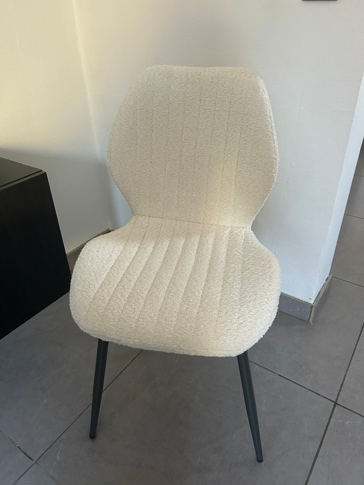Bouclé/teddy stoelen - Set van 4, Huis en Inrichting, Stoelen, Ophalen, Zo goed als nieuw, Stof, Vier