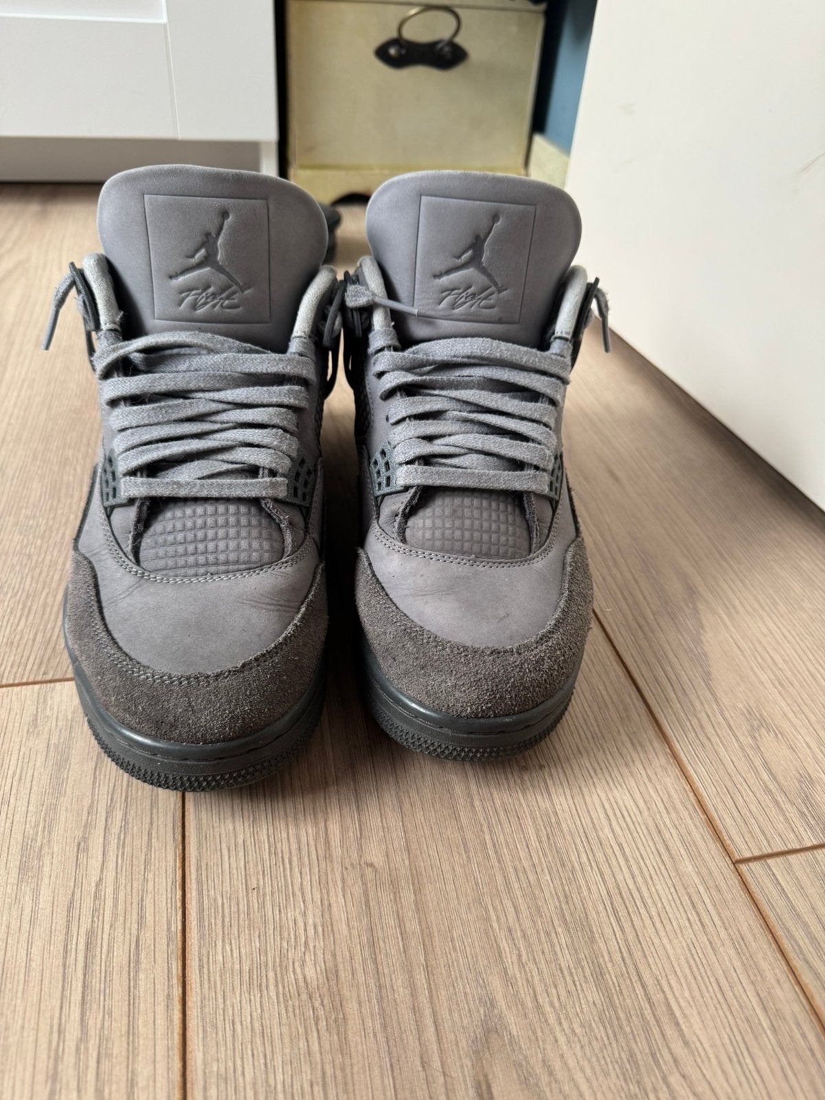 Jordan 4 wet cement maat 44, Ophalen, Zo goed als nieuw