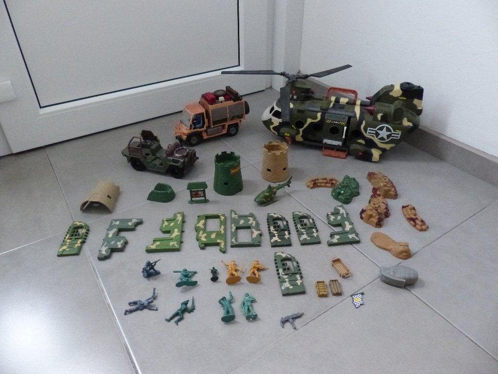 Ensemble de jouets militaires - soldats + véhicules, Enlèvement ou Envoi, Utilisé