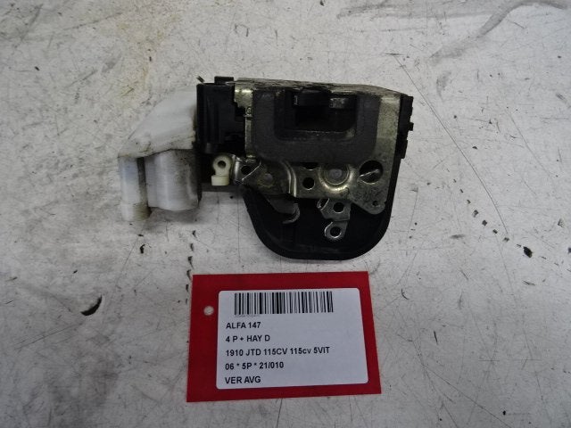 PORTIERSLOT LINKS VOOR Alfa Romeo 147 (937), Stellantis Europe S.p.A, Gebruikt, IPC D1-09 Bahnhofsplatz
65423  Rüsselsheim am Main, DE