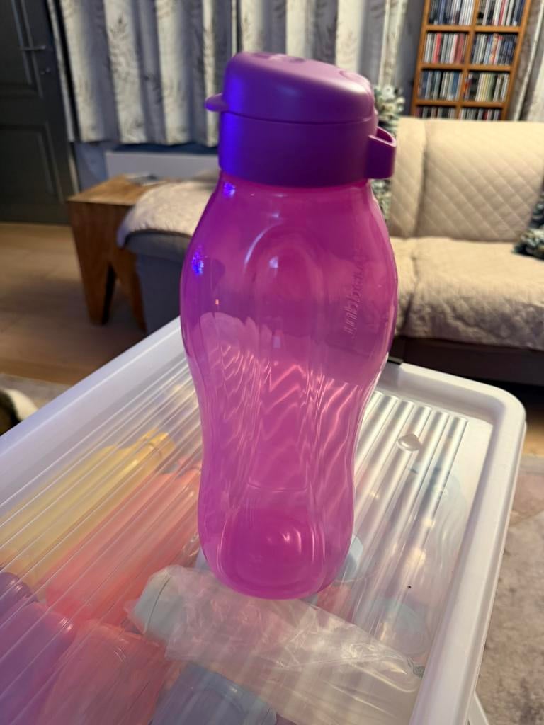 Bouteille à boire Tupperware 1,5 l, Neuf, France, Tupperware, Enlèvement ou Envoi