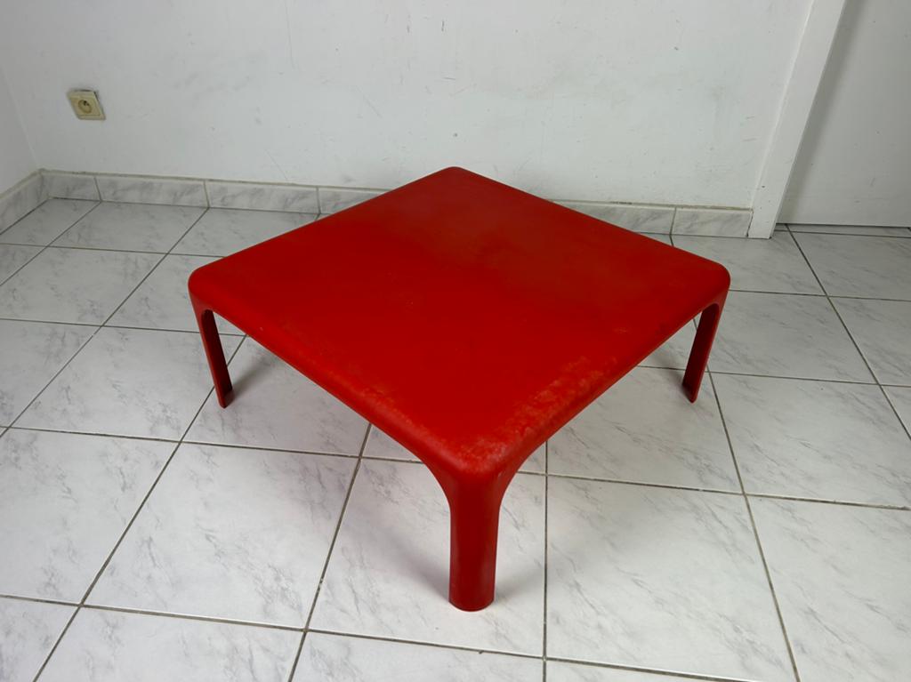 Vintage space age salontafel Demetrio 70 Artemide, Moins de 50 cm, 50 à 100 cm, Carré, Synthétique