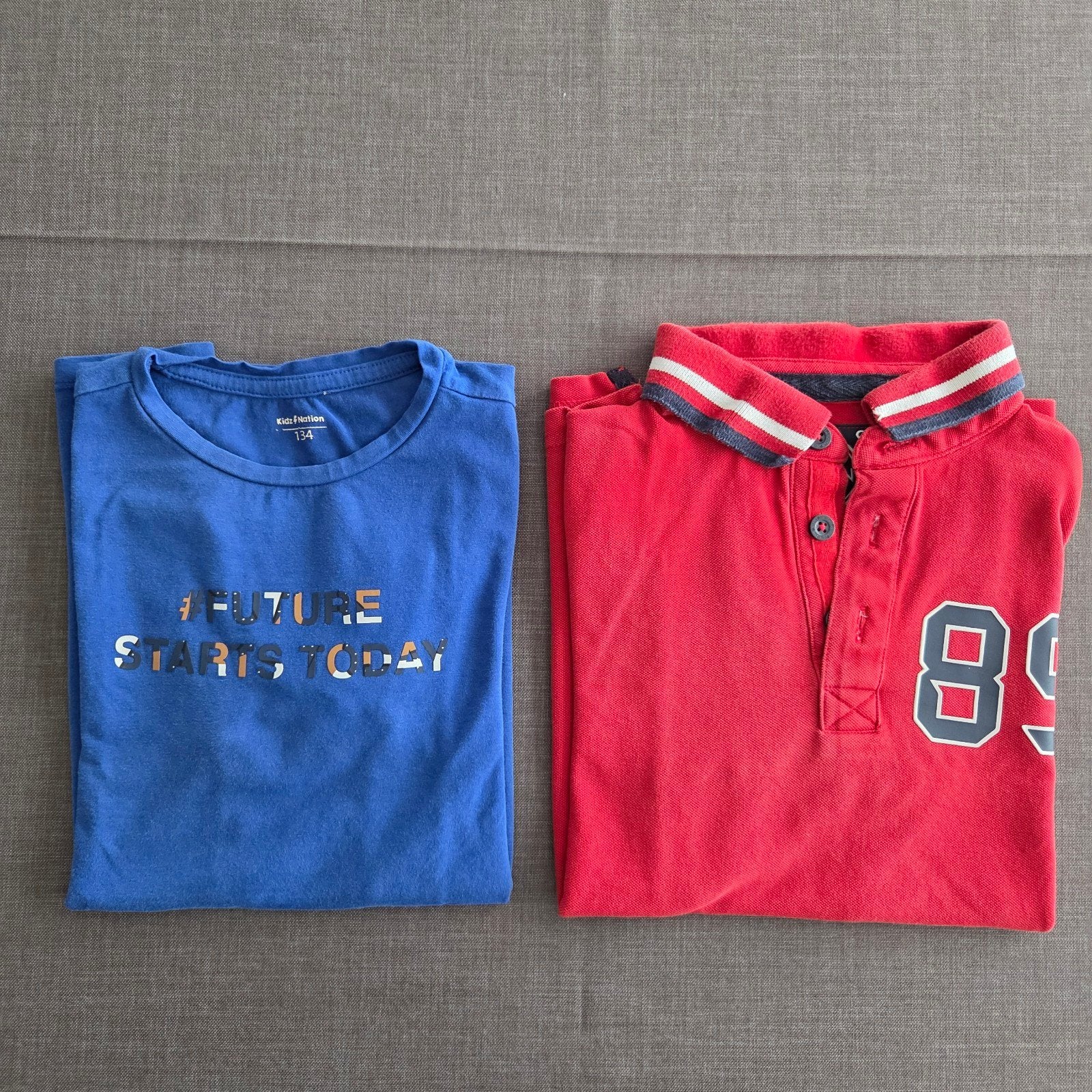 2 t-shirts met korte mouwen, maat 134, Kinderen en Baby's, Ophalen