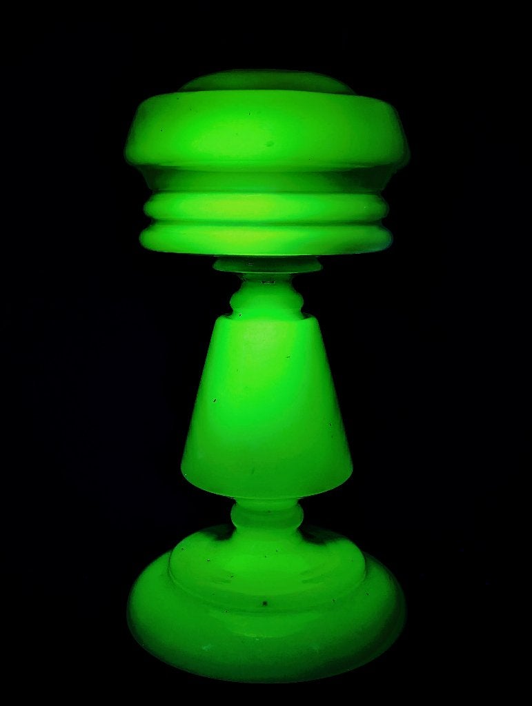 Antieke lamp in witte opaline Louis Philippe (1880-1920), Verzenden