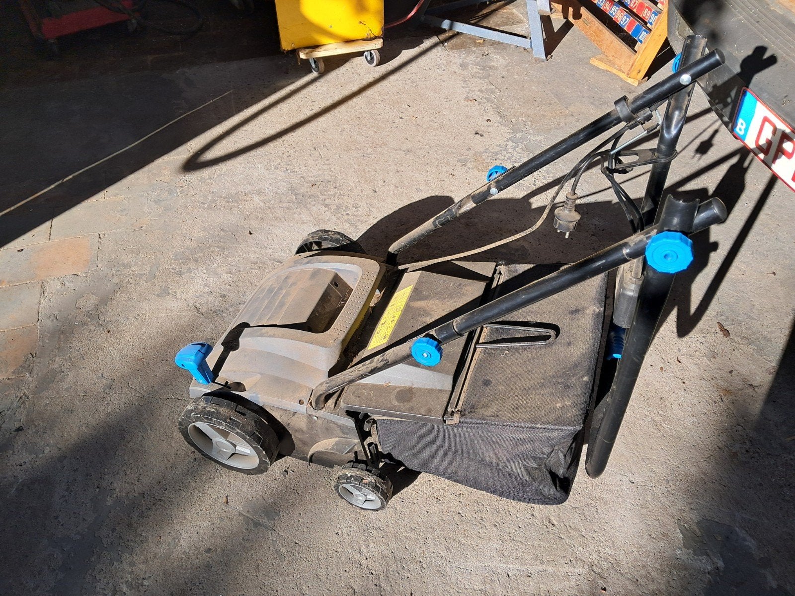 verticuteer machine, Ophalen, Gebruikt, Elektrisch, Gamma
