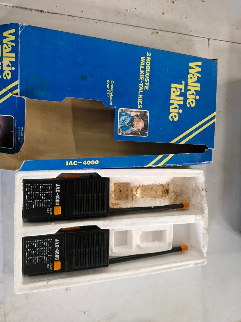 Talkie-walkie vintage 2 exemplaires, état de fonctionnement, Enlèvement