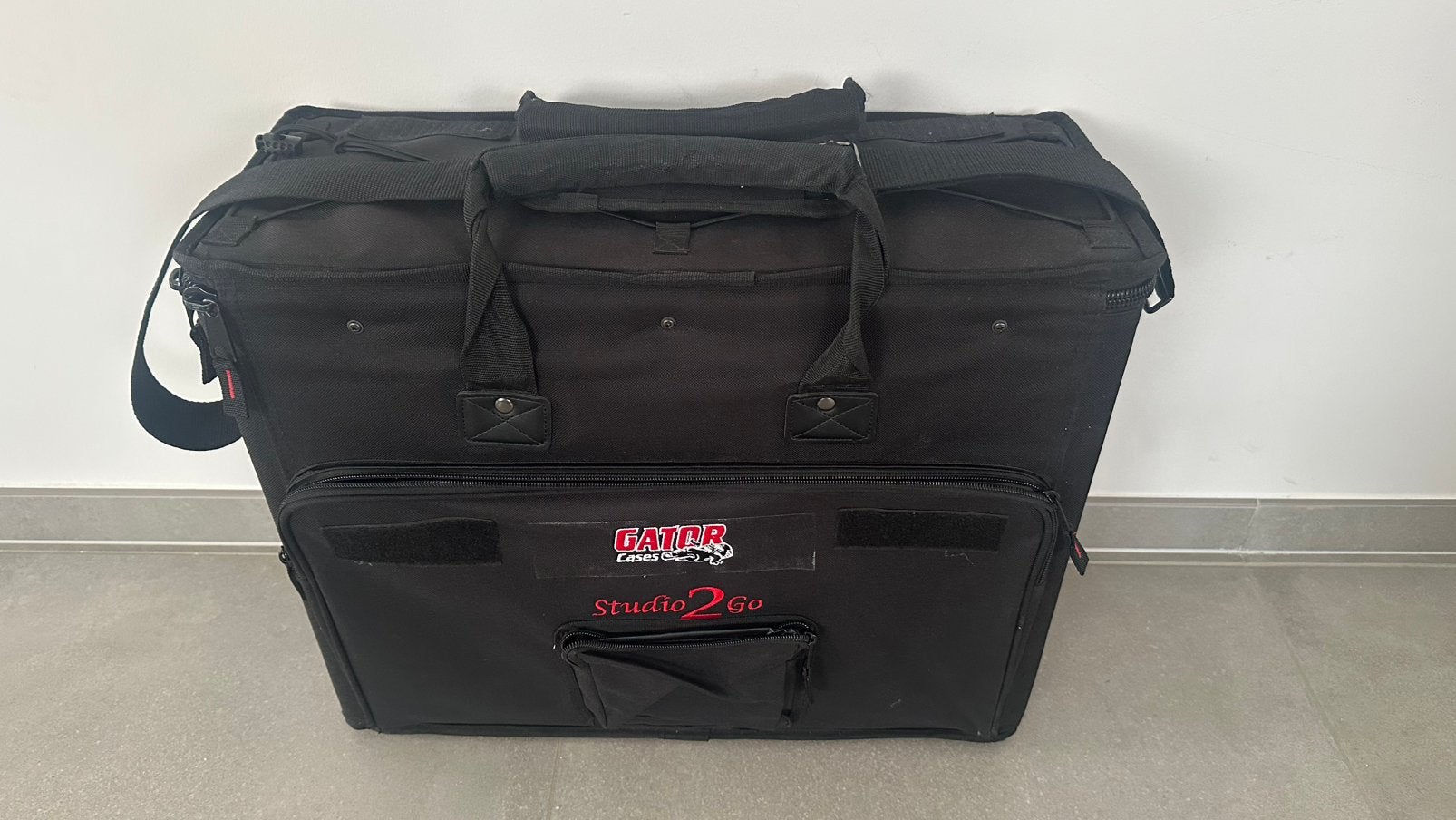 Gator GSR-2U 19” rack case met laptopvak - 2U, Muziek en Instrumenten, Ophalen of Verzenden, Zo goed als nieuw