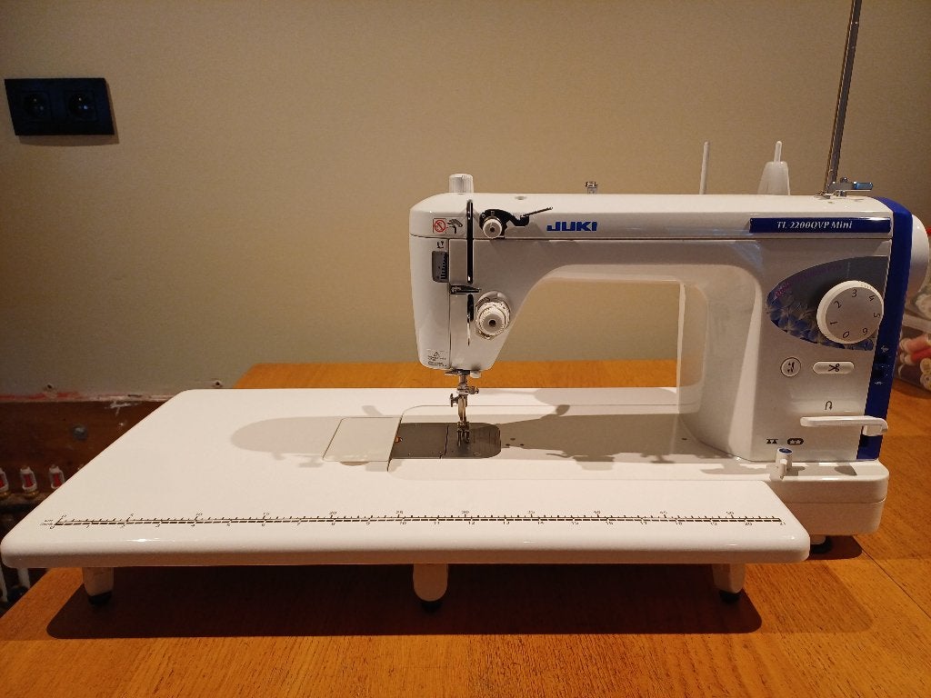Juki tl 2200 qvp mini quiltmachine/ rechtstikker. Als nieuw!, Ophalen, Zo goed als nieuw, Naaimachine, Overige merken