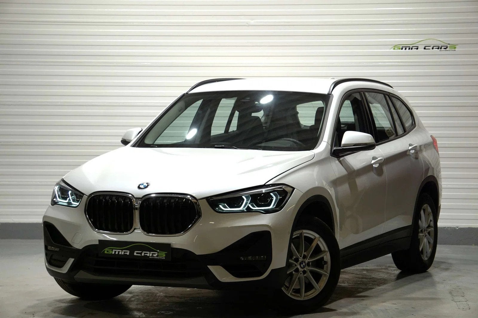 BMW X1 2.0iA sDrive20 OPF-Automaat-Nav-CruiseC-Garantie, Autos, BMW, X1, Euro 6, Entreprise, 2065 kg