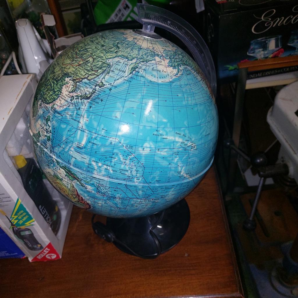Wereldbol met licht, Ophalen