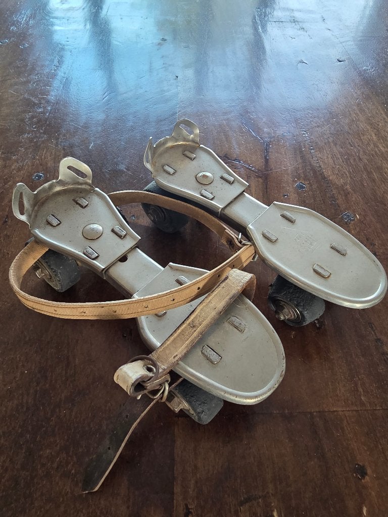 Vintage rolschaatsen, Antiek en Kunst, Ophalen