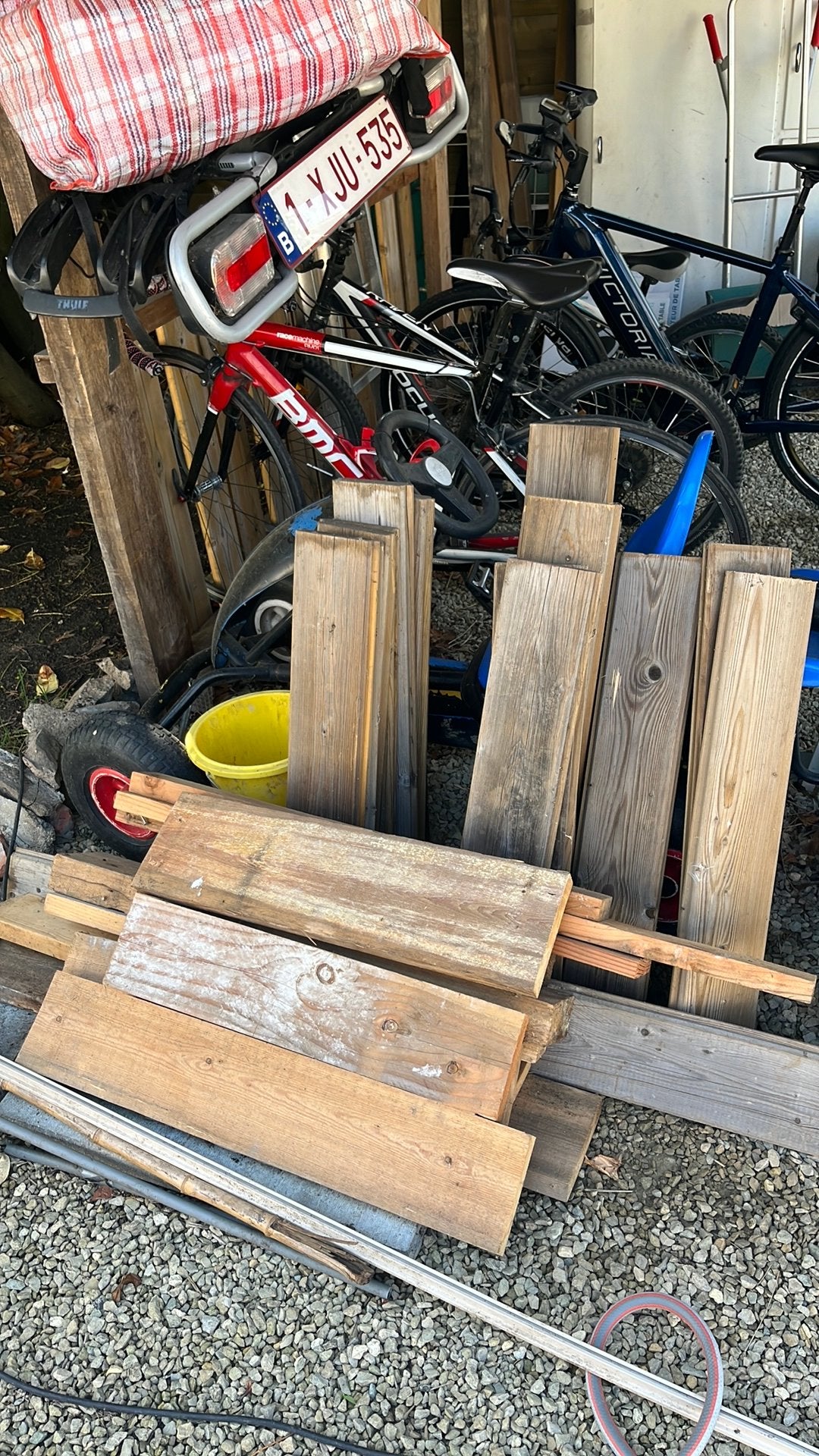 Gratis hout+ oude binnendeur snel weg!, Doe-het-zelf en Bouw, Hout en Planken, Ophalen, Zo goed als nieuw