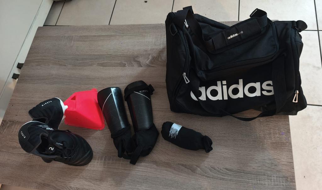 Lot de commencement foot, Enlèvement ou Envoi, Comme neuf