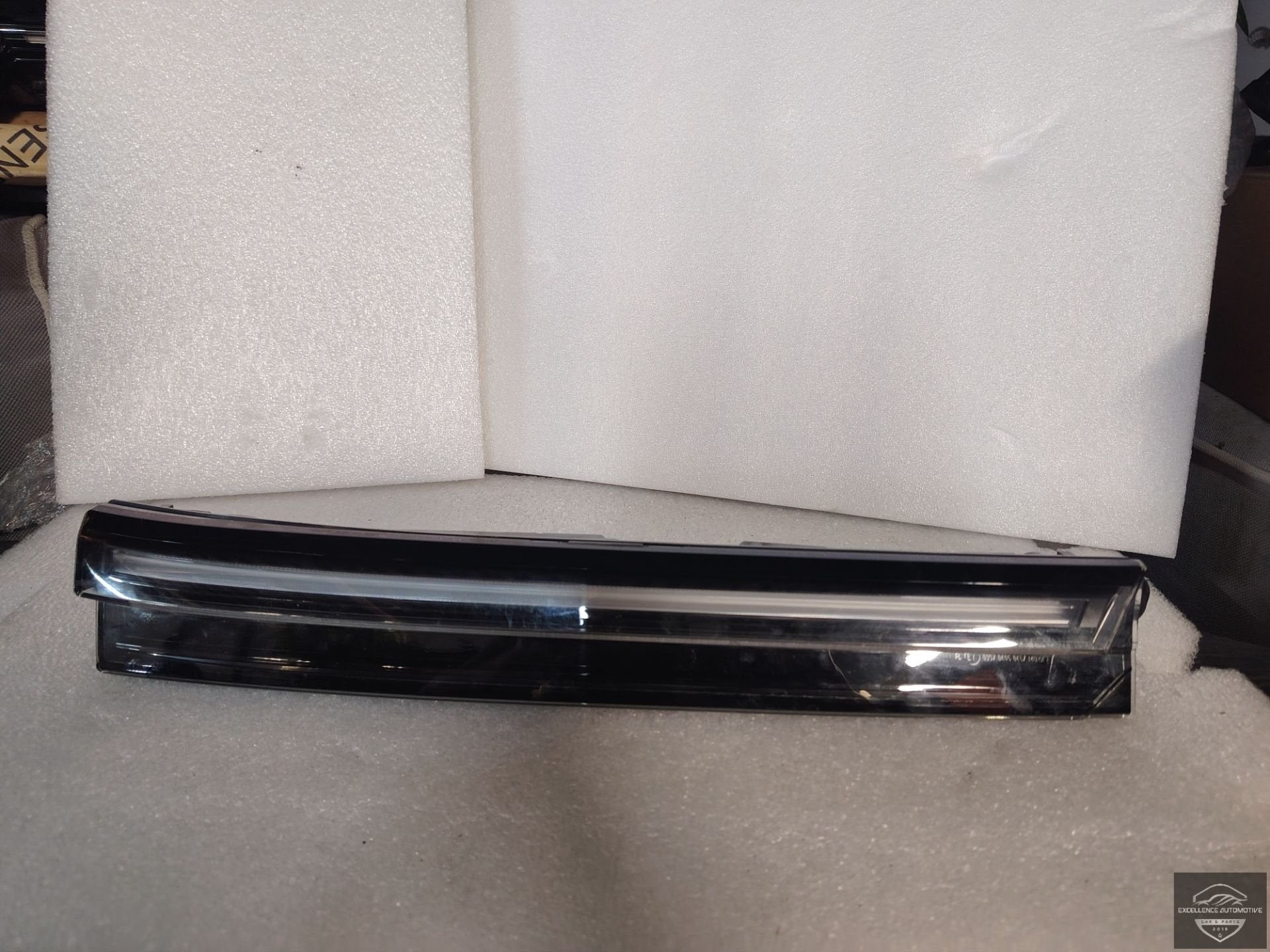 Feux de jour LED pour VW Tayron, calandre droite 57L941654B, Volkswagen, Volkswagen AG, Vw@volkswagen.de, Utilisé